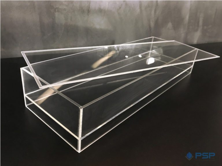 Κουτί από plexiglass διάφανο με υπερυψωμένο πάτο και καπάκι με πατούρα